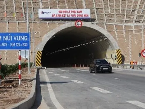 Cao tốc Cam Lâm-Vĩnh Hảo tạm đóng để tổ chức lễ khánh thành ngày 28/4