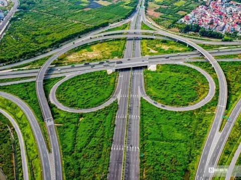 Thời hạn nhượng quyền thu phí sử dụng đường bộ tối đa là 10 năm