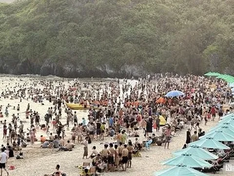 Các khu du lịch biển ở Hải Phòng và Quảng Ninh “thất thủ” dịp nghỉ lễ