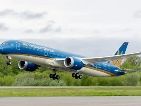 Bị nghi lãi lớn do tăng giá vé máy bay, ngành hàng không nói gì?