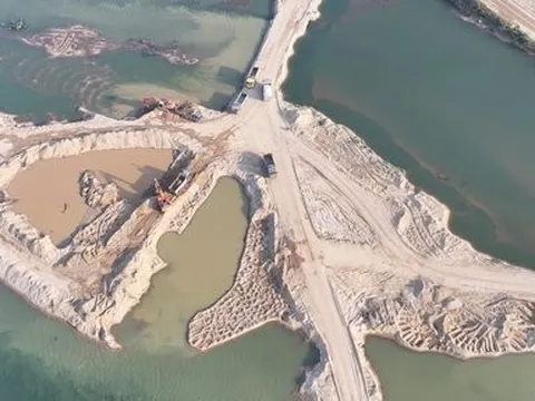 Vụ nạo vét cát tại Bình Định: Trình, cấp giấy phép trong ngày