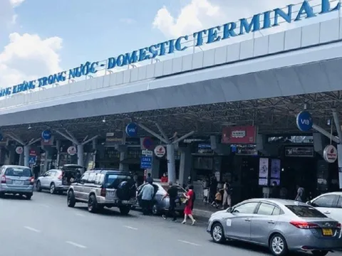 Từ hôm nay 5/5, thu phí tự động không dừng với ô tô tại 5 sân bay