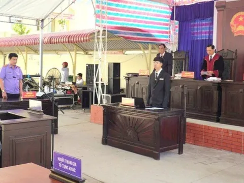 Cà Mau: Lĩnh án 2 năm tù vì tổ chức cho người khác trốn đi nước ngoài