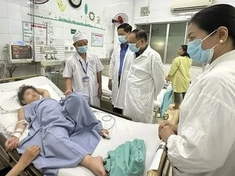 Tình hình sức khỏe bệnh nhi nghi ngộ độc ở Đồng Nai chuyển lên Tp.HCM