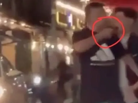 Xác minh thanh niên cầm vật giống súng ẩu đả trước quán bar ở Huế