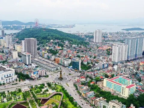 Quảng Ninh 7 năm liên tiếp dẫn dầu PCI, Hà Nội trượt dài