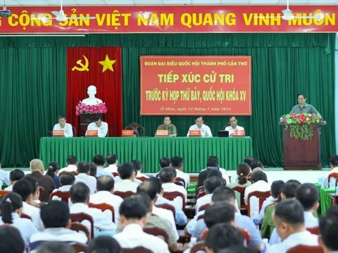 Thủ tướng Phạm Minh Chính tiếp xúc cử tri trước kỳ họp Quốc hội