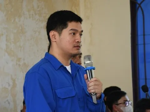 CLIP: An ninh thắt chặt trong phiên tòa xử phó giám đốc Thành Bưởi và tài xế