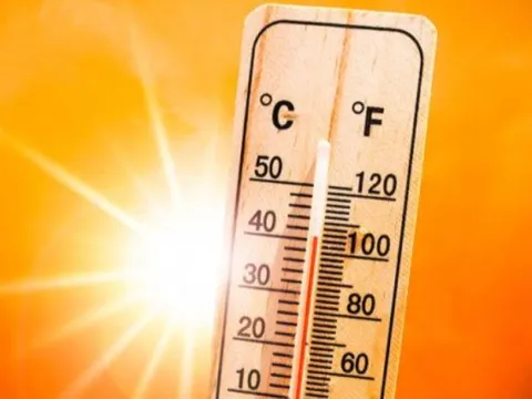 Những bệnh thường gặp mùa nắng nóng và cách phòng tránh