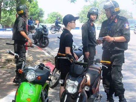 Cảnh sát cơ động có quyền kiểm tra cốp xe hay không?