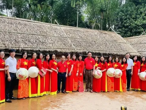 Triệu tấm lòng về với quê Bác nhân kỷ niệm 134 năm ngày sinh của Người