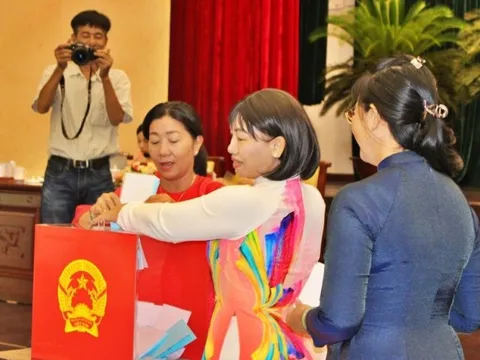 UBND Tp.HCM có 2 tân Phó Chủ tịch, 1 ủy viên