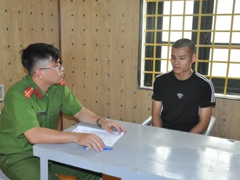 Bóc trần chiêu trò đánh bóng tên tuổi của "Hải idol"