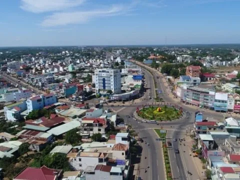 Cử tri Bình Phước ủng hộ mở rộng địa giới hành chính 2 thị xã