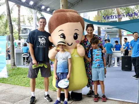 Hàng không “tiếp sức” thu hút khách nước ngoài đến Việt Nam du lịch