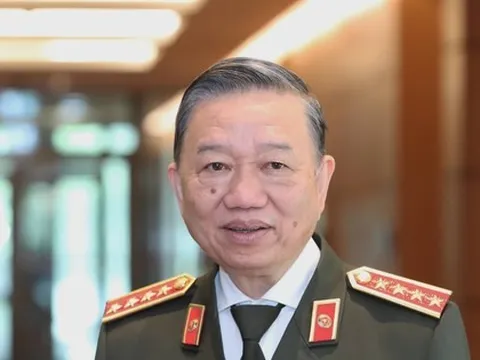 Ủy ban Thường vụ Quốc hội trình danh sách đề cử để bầu Chủ tịch nước