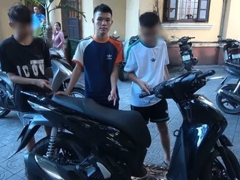 Huế: Phá cổng vào nhà lấy trộm xe SH, 3 thanh thiếu niên “sa lưới”