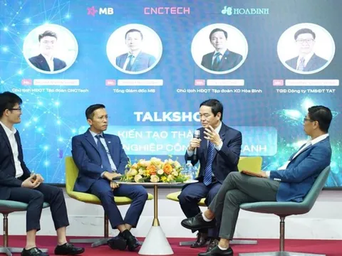 Toạ đàm “Kiến tạo thành phố công nghiệp công nghệ xanh” mở ra mô hình mới