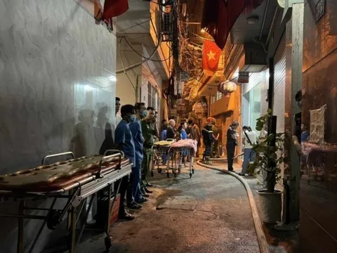 Hà Nội: Thứ trưởng Bộ Công an Trần Quốc Tỏ tới hiện trường vụ cháy nhà trọ nhiều người tử vong