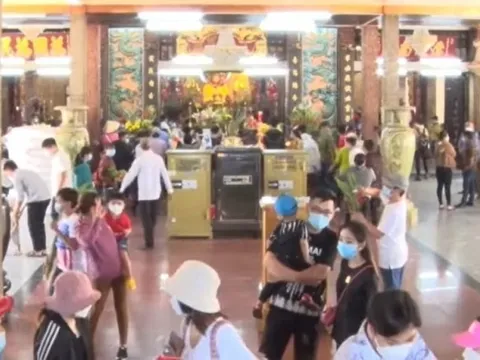 1 tuần miễn phí vé tham quan Lễ hội Vía Bà Chúa xứ Núi Sam