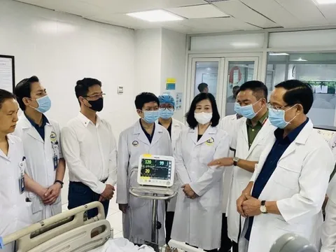 Tập trung toàn bộ nhân, vật lực để cứu chữa nạn nhân vụ cháy ở Hà Nội