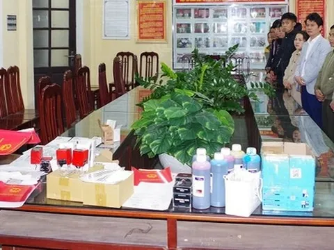 Phá đường dây làm giả tài liệu đặc biệt lớn liên quan 63 tỉnh, thành