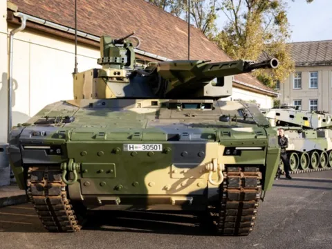 Cận cảnh biến thể mới nhất của xe chiến đấu bộ binh “Linh miêu” Lynx