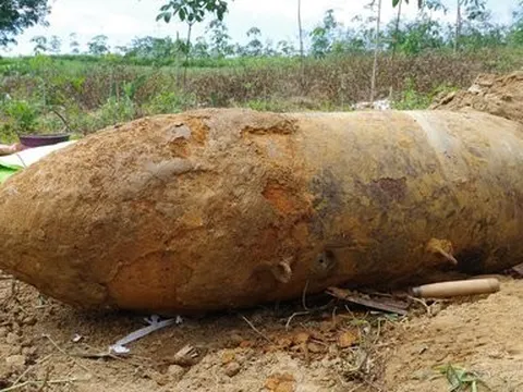 Hủy nổ an toàn quả bom 334kg còn nguyên kíp nổ tại Quảng Bình