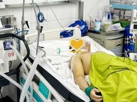 Đi xe máy về quê giữa trưa nắng, nam thanh niên nguy kịch vì sốc nhiệt