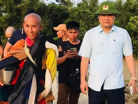 UBND tỉnh Quảng Nam đề nghị không tập trung đông người khi "sư" Thích Minh Tuệ đi qua