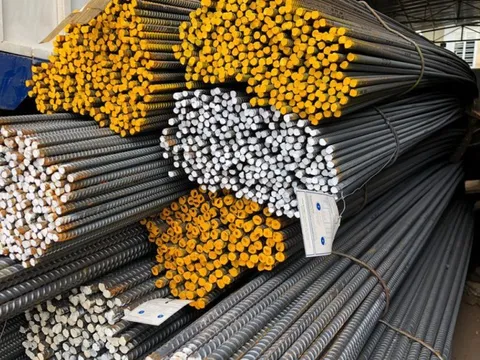 VPBankS: Nhiều doanh nghiệp thép đang rơi vào vòng xoáy vay nợ