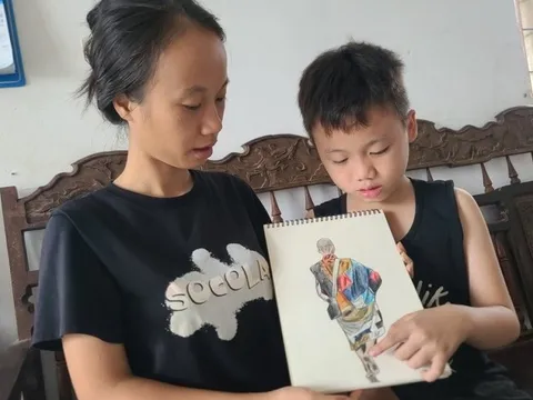 Cháu bé 10 tuổi chia sẻ bí quyết vẽ tranh đẹp như thật