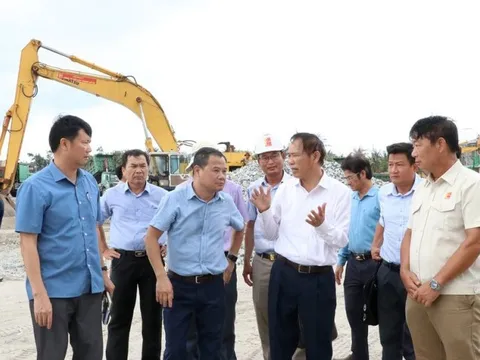 Bộ NN&PTNT kiểm tra dự án Khu neo đậu tránh trú bão cho tàu cá ở đảo Phú Quý