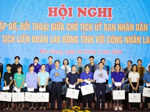 Lãnh đạo Bắc Giang gặp gỡ, lắng nghe tâm tư nguyện vọng của công nhân lao động
