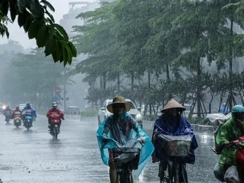 Miền Bắc sắp đón mưa dông, miền Trung nắng nóng gay gắt