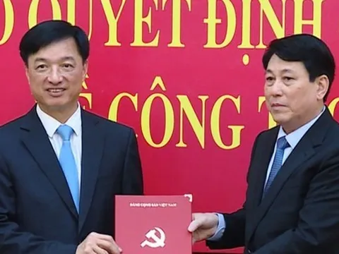 Thượng tướng Nguyễn Duy Ngọc giữ chức Chánh Văn phòng Trung ương Đảng