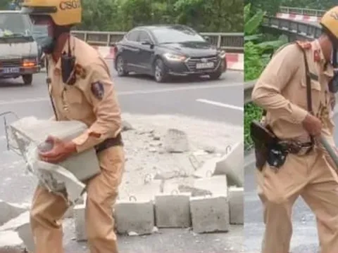 Truy tìm xe tải làm rơi 20 khối bê tông giữa đường Hà Nội