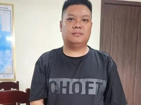 Đối tượng truy nã nguy hiểm bị bắt khi đang trên xe khách