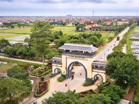 Dừng sát nhập quê của “Bà Chúa thơ Nôm”