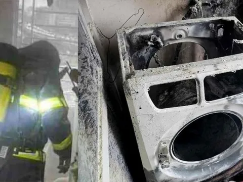 Hà Nội: Cháy căn hộ chung cư mini, nhiều người hoảng hốt