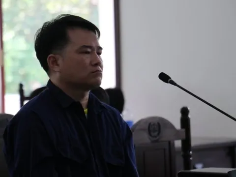 Bình Phước: 21 năm tù cho giám đốc làm giả 27 sổ đỏ