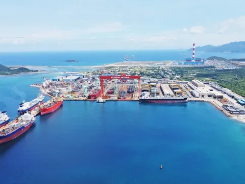 Doanh nghiệp đóng tàu tại Việt Nam khiến cho báo Trung Quốc thừa nhận "gặp đối thủ"