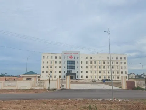 Dự án trung tâm y tế hơn 4 năm xây dựng vẫn chưa hoàn thành