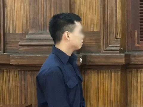 Bị thay đổi tội danh, nam bị cáo trẻ bị tuyên phạm tội giết người