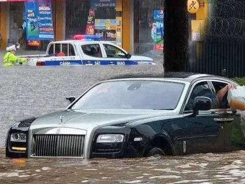 Choáng với hình ảnh ngập nặng nề nhiều khu vực ở Quảng Ninh, Hải Phòng sau mưa lớn