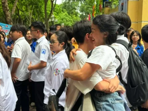 Đề nghị cơ quan công an điều tra thông tin lộ đề ngữ văn thi lớp 10