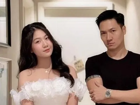 Bé Chíp "Bố ơi mình đi đâu thế" xinh đẹp ở tuổi 15