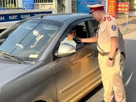 Ăn rượu nếp Tết Đoan Ngọ, thổi nồng độ cồn có lên không?