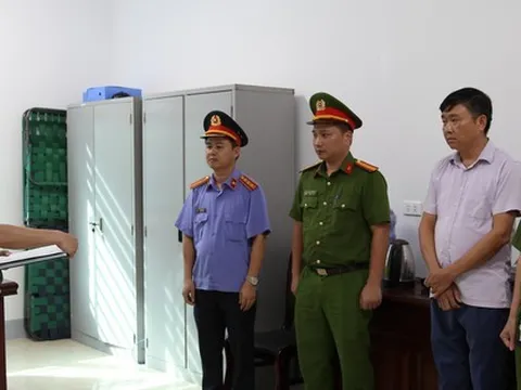 Một chủ tịch UBND phường bị bắt