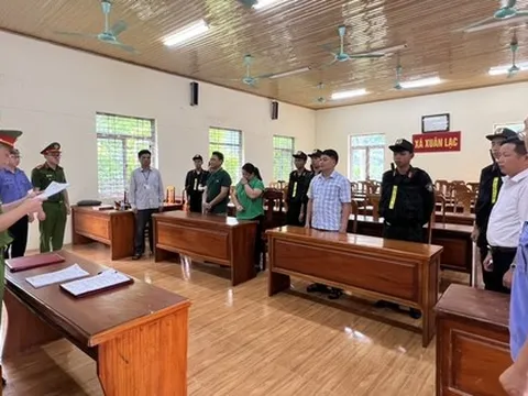 Khởi tố, bắt giam Bí thư, Chủ tịch UBND xã